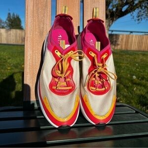 Nike Air Max Dia SE Pink Fuchsia sneakers
